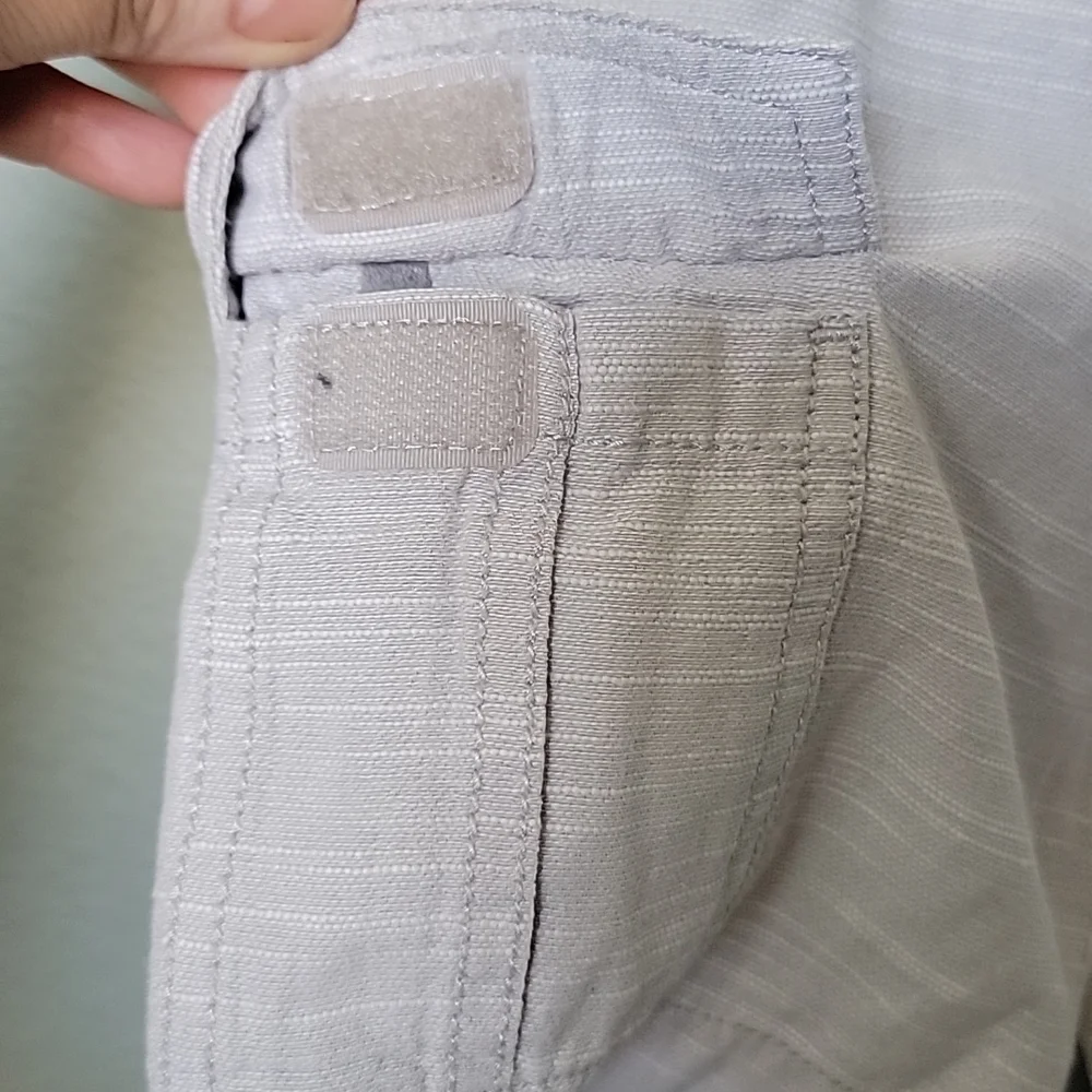 Gymboree size 5 boys gray cargo shorts